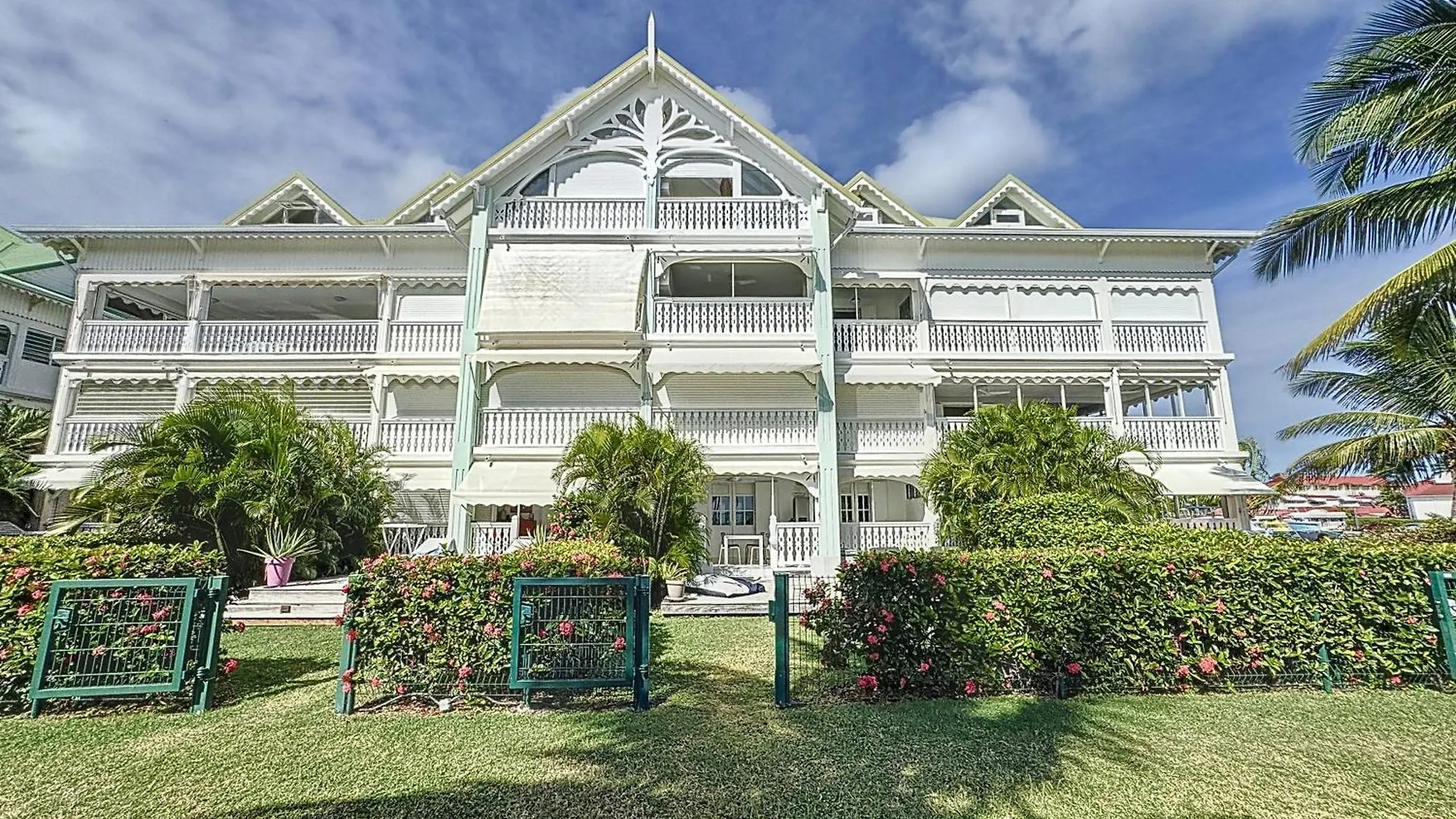 Apartment Kaz El Roca Savannah Face Au Lagon Saint-Francois  Guadeloupe